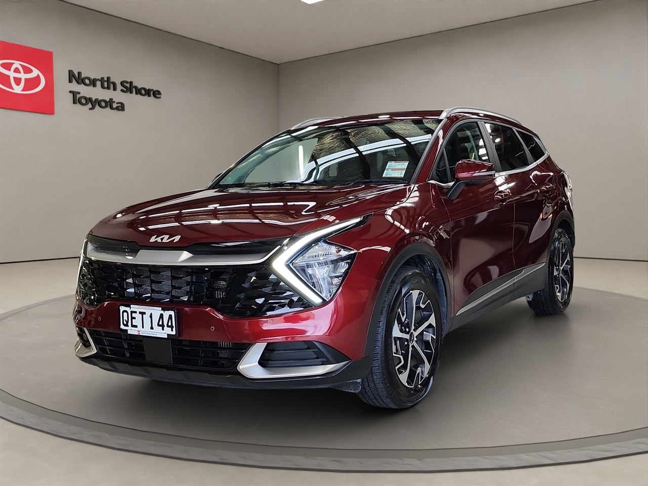 Vehicle image 3