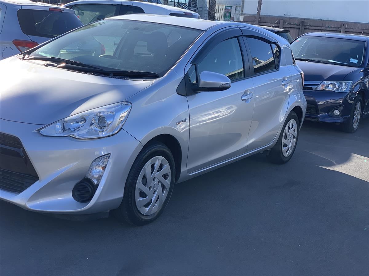 Vehicle image 2
