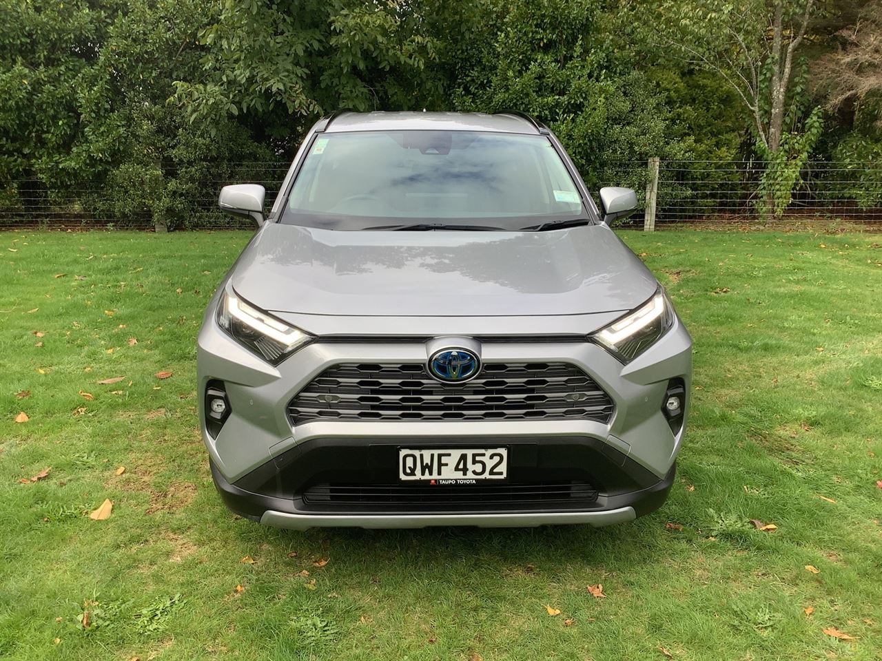 Vehicle image 3