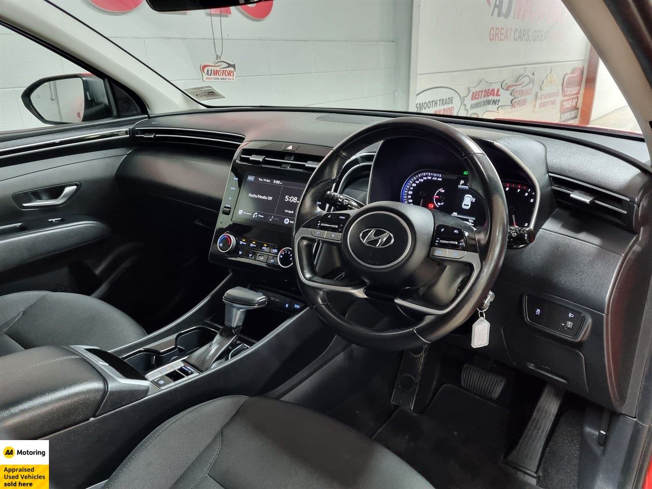 Vehicle image 3