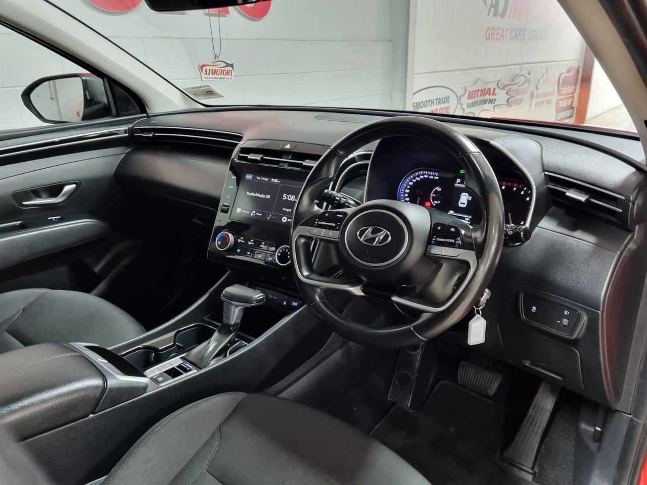 Vehicle image 3