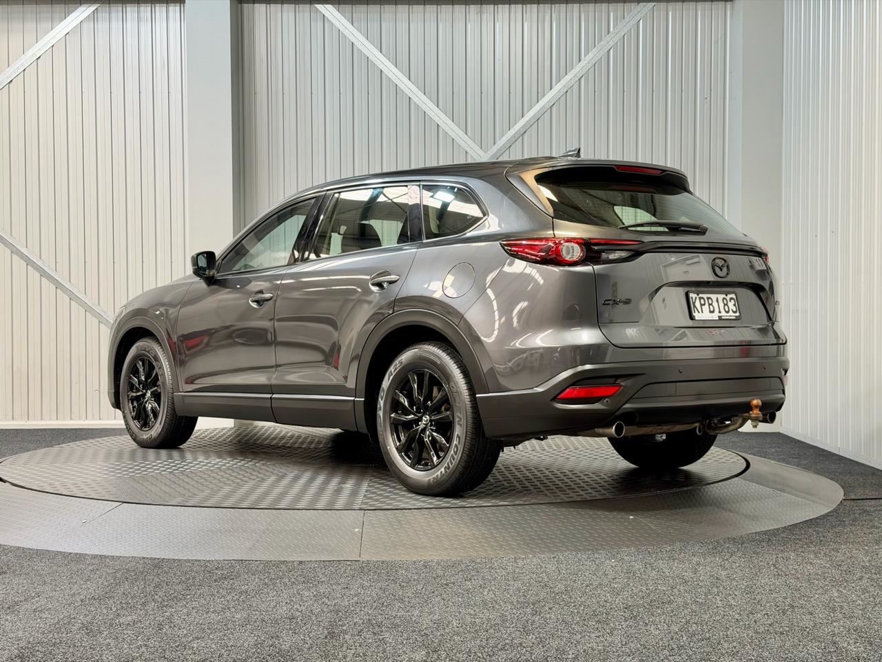 Vehicle image 5
