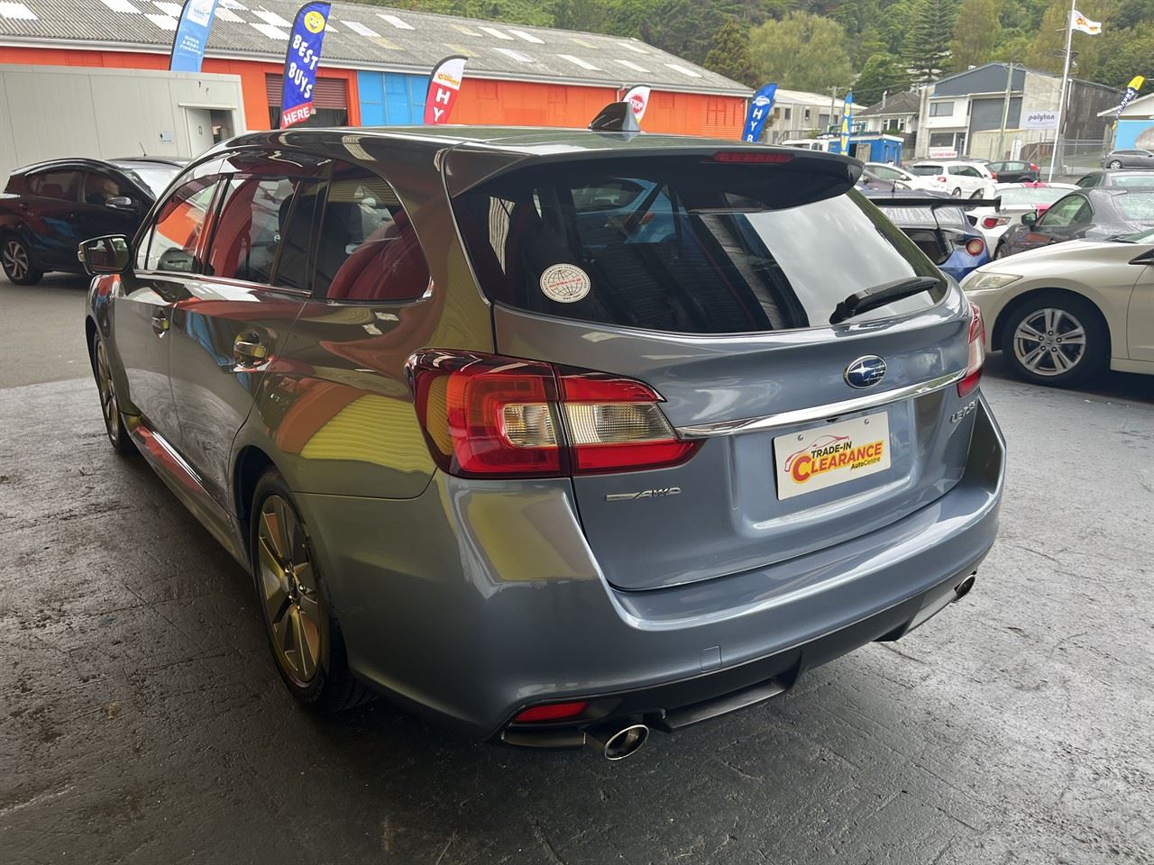 Vehicle image 4