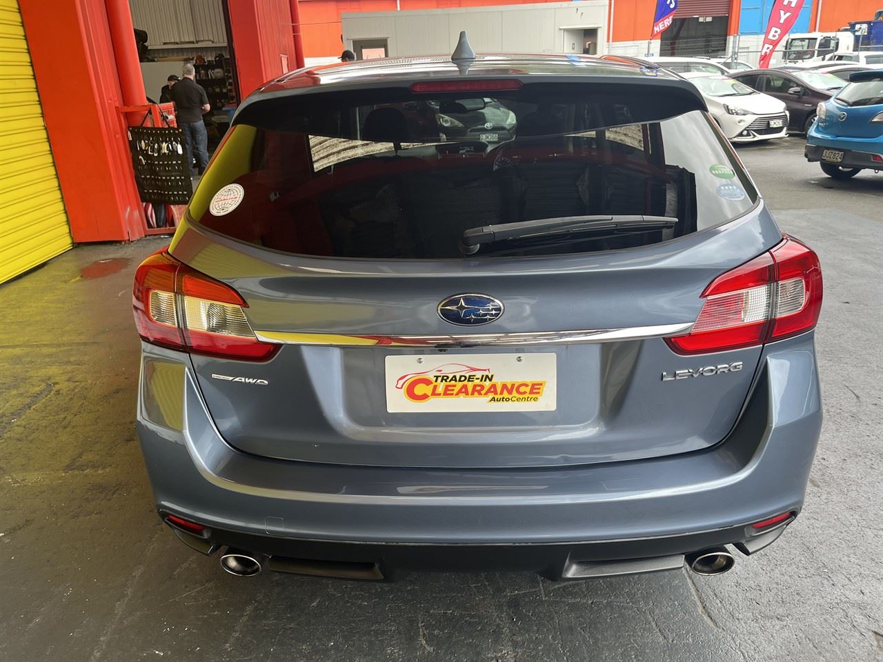 Vehicle image 5