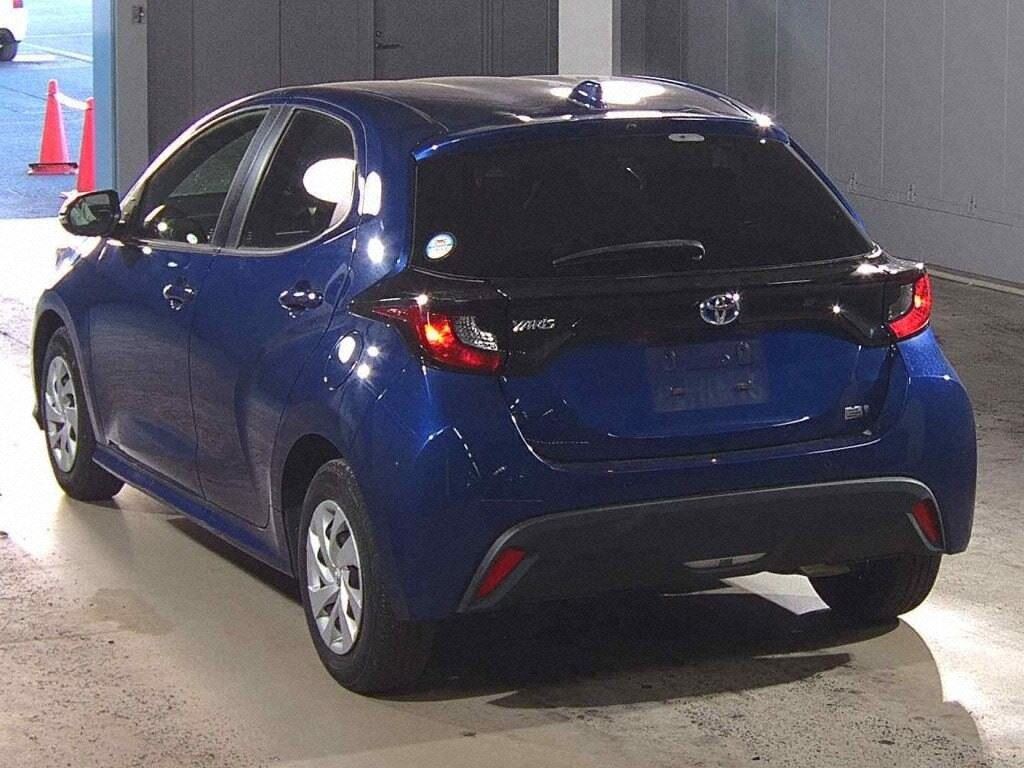 Vehicle image 2