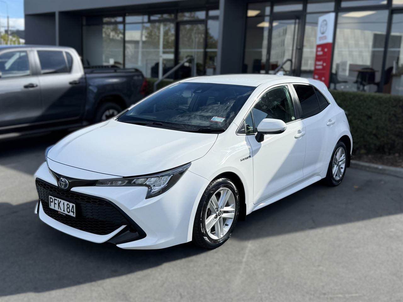 Vehicle image 3