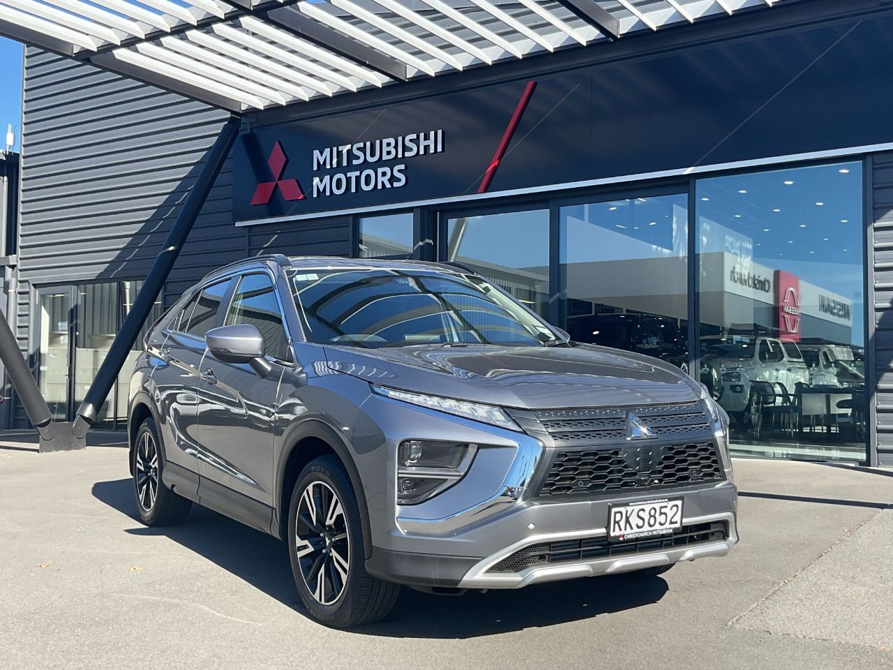 Vehicle image 2
