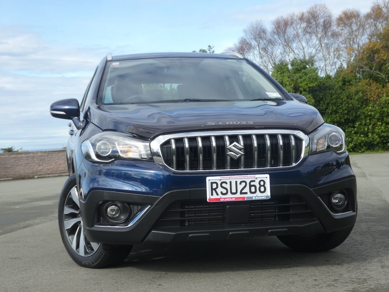 Vehicle image 3