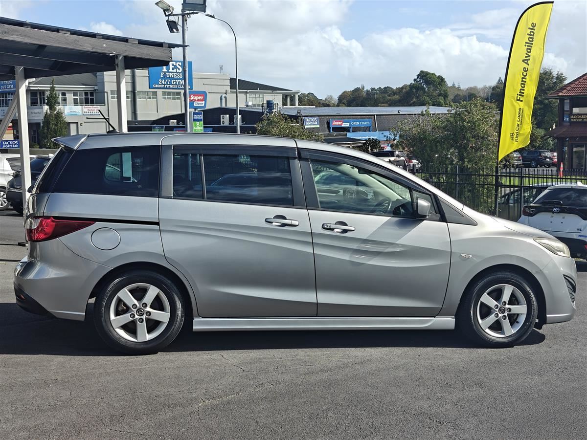Vehicle image 4