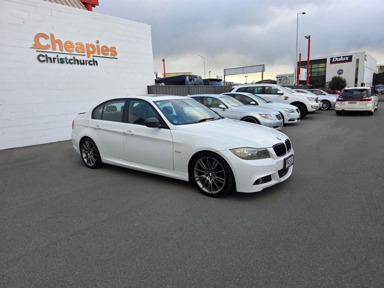 Vehicle image 1