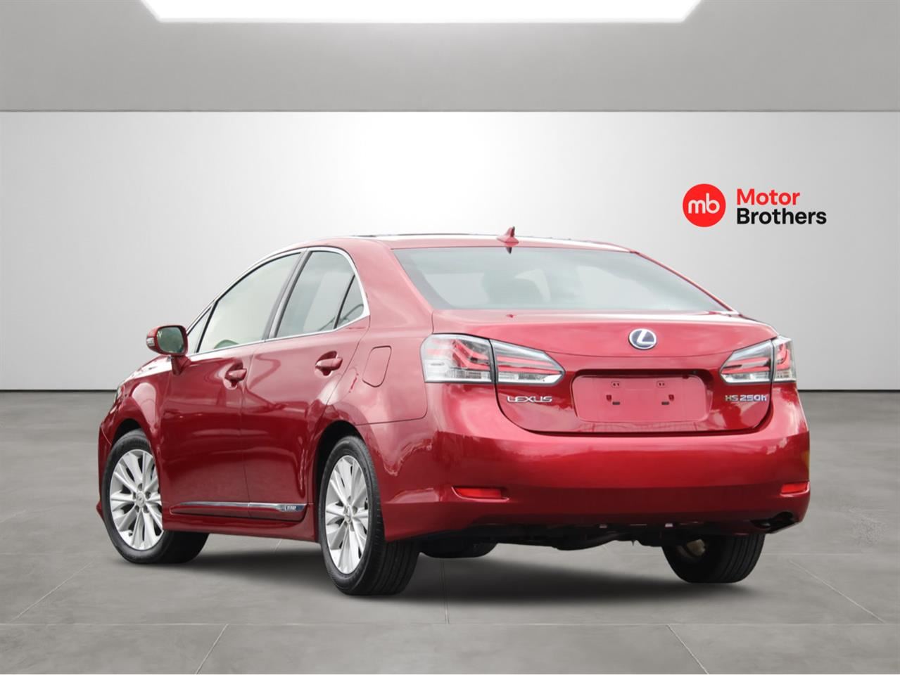 Vehicle image 4