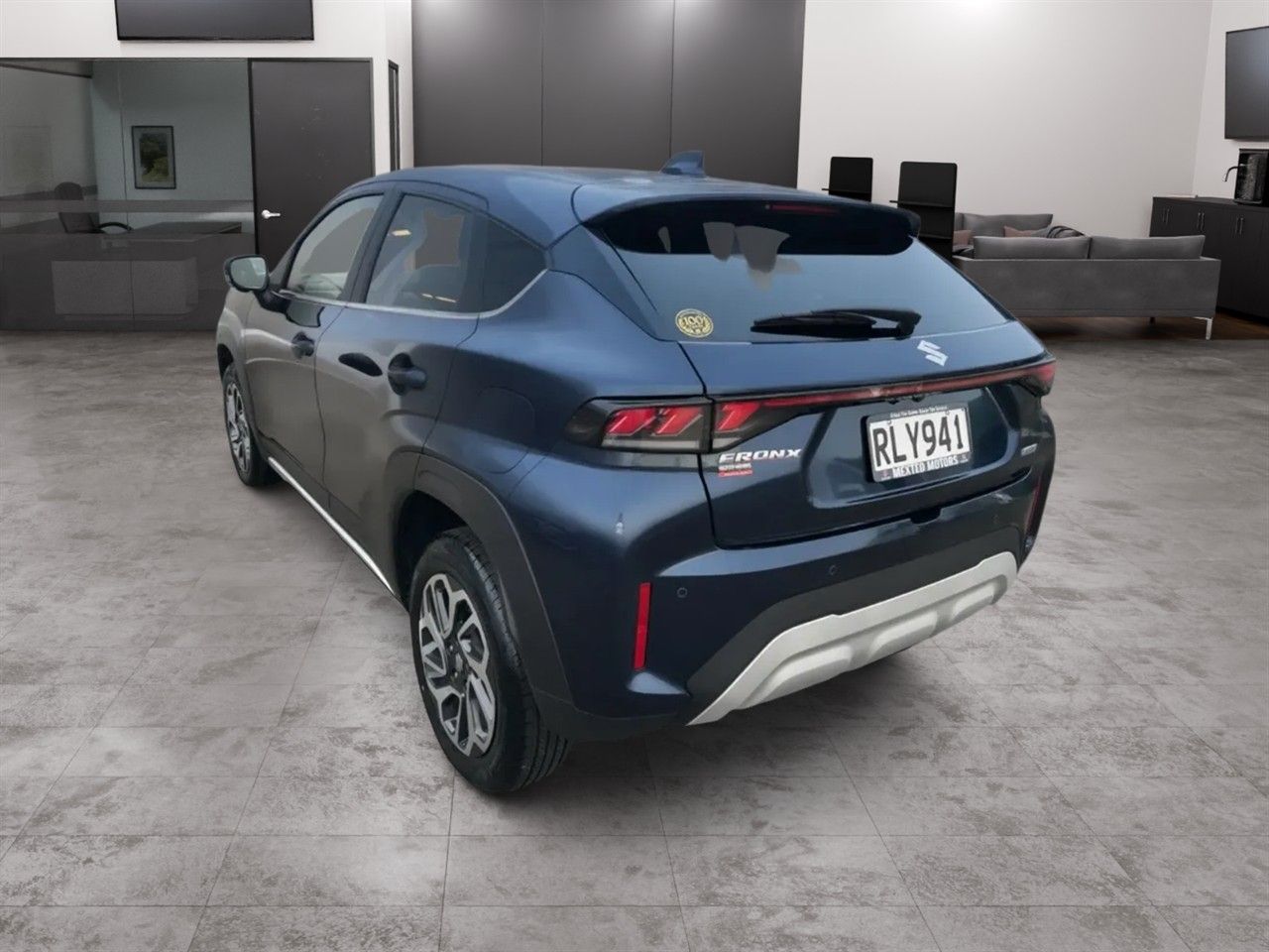 Vehicle image 4
