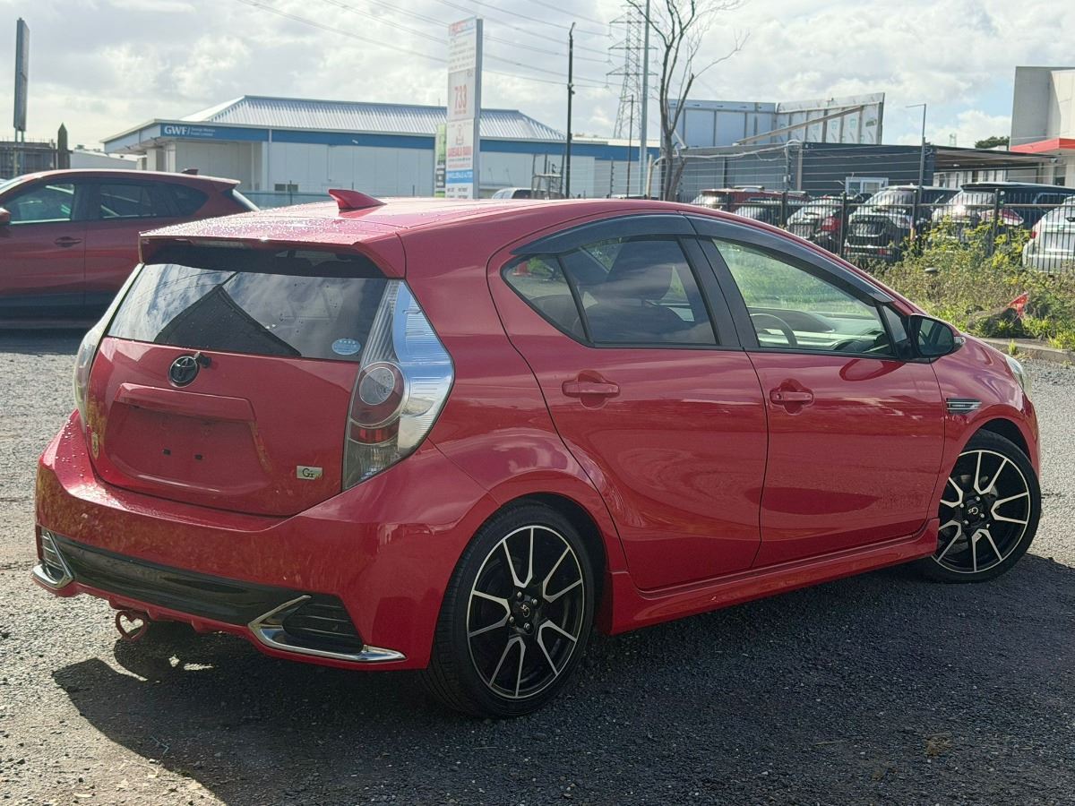 Vehicle image 2