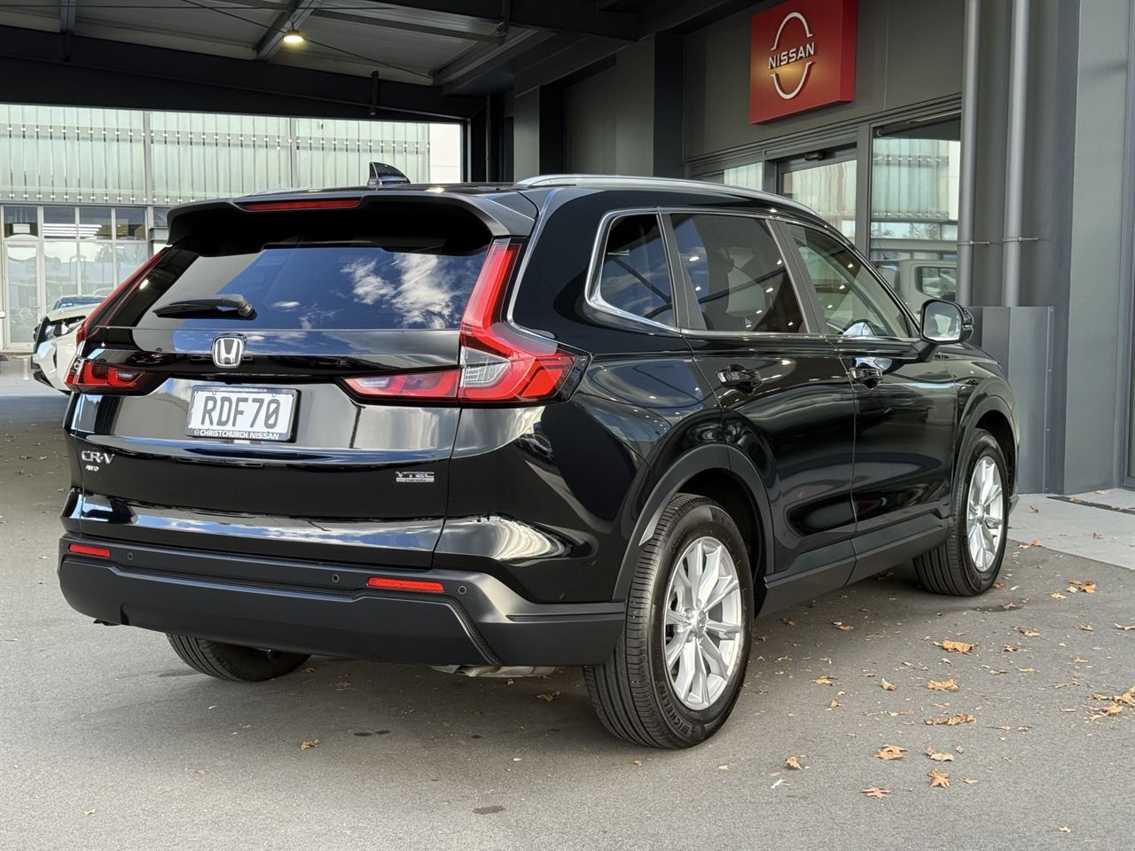 Vehicle image 5
