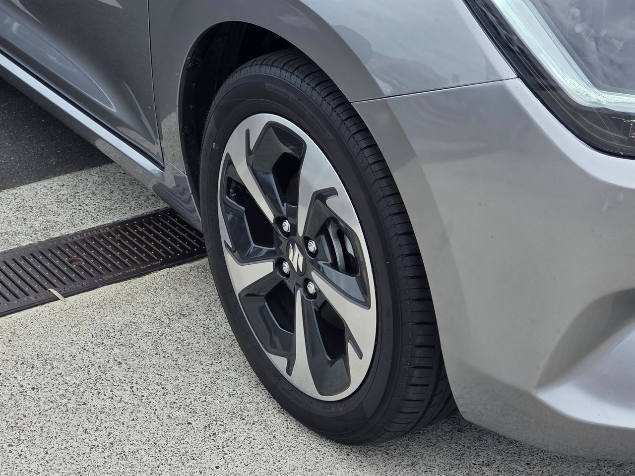 Vehicle image 2