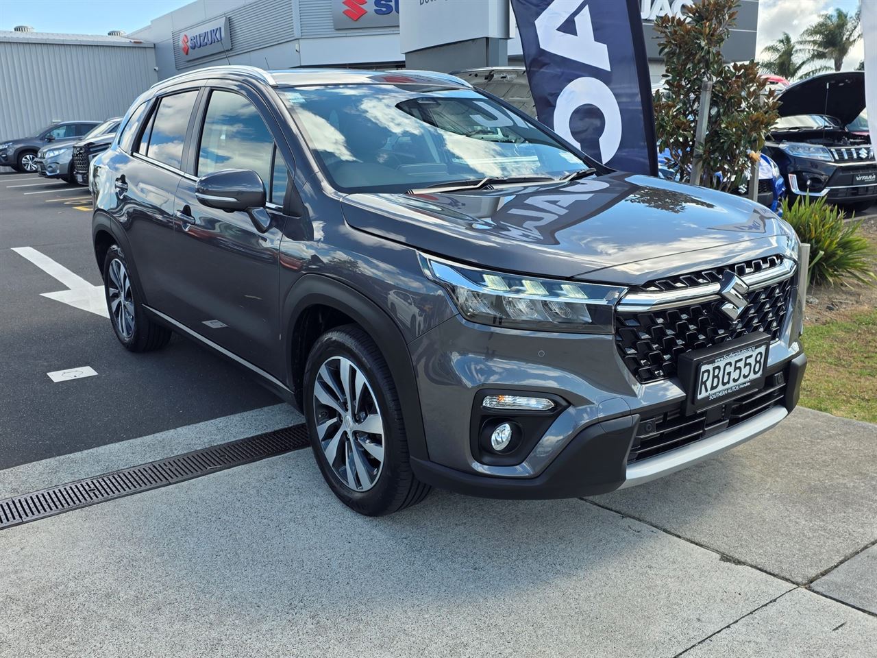 Vehicle image 1