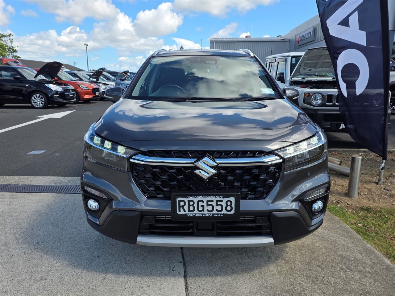 Vehicle image 3