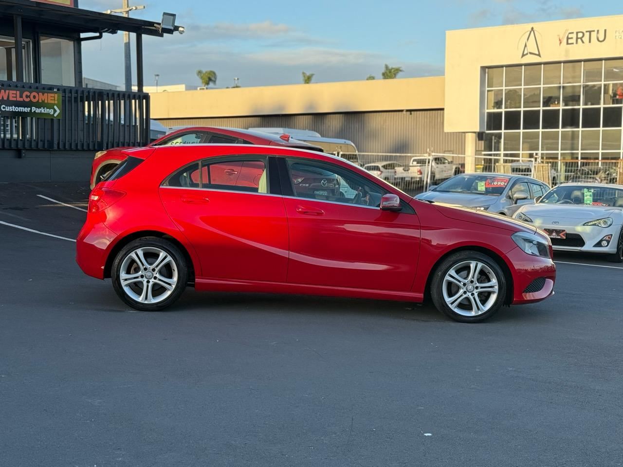 Vehicle image 5