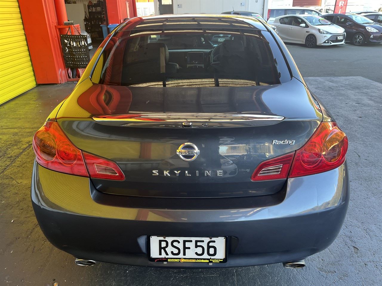 Vehicle image 5