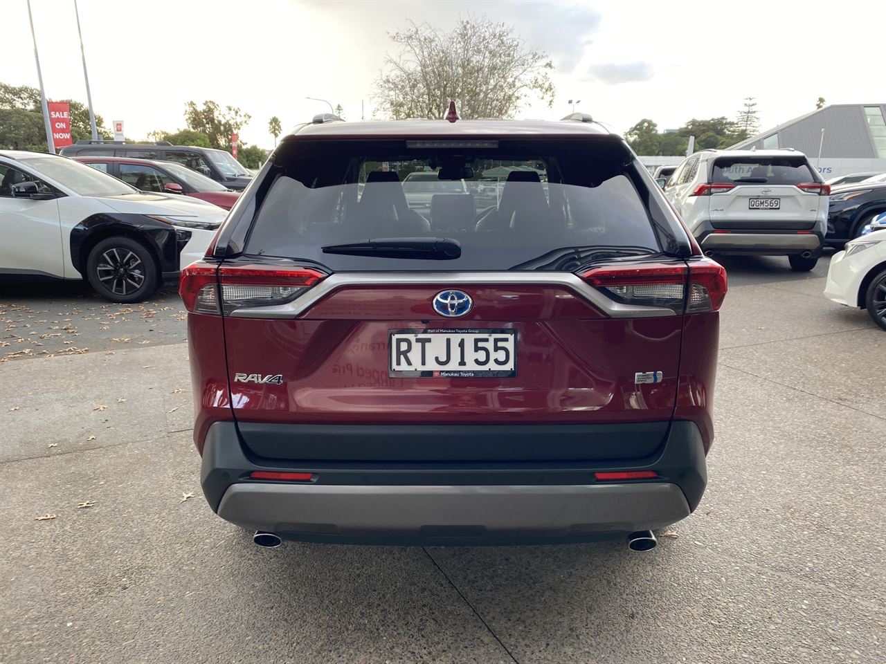 Vehicle image 3