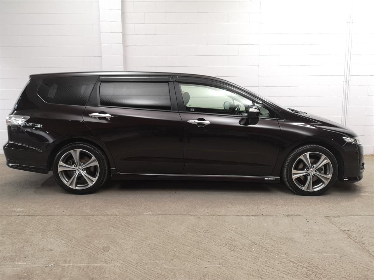 Vehicle image 3