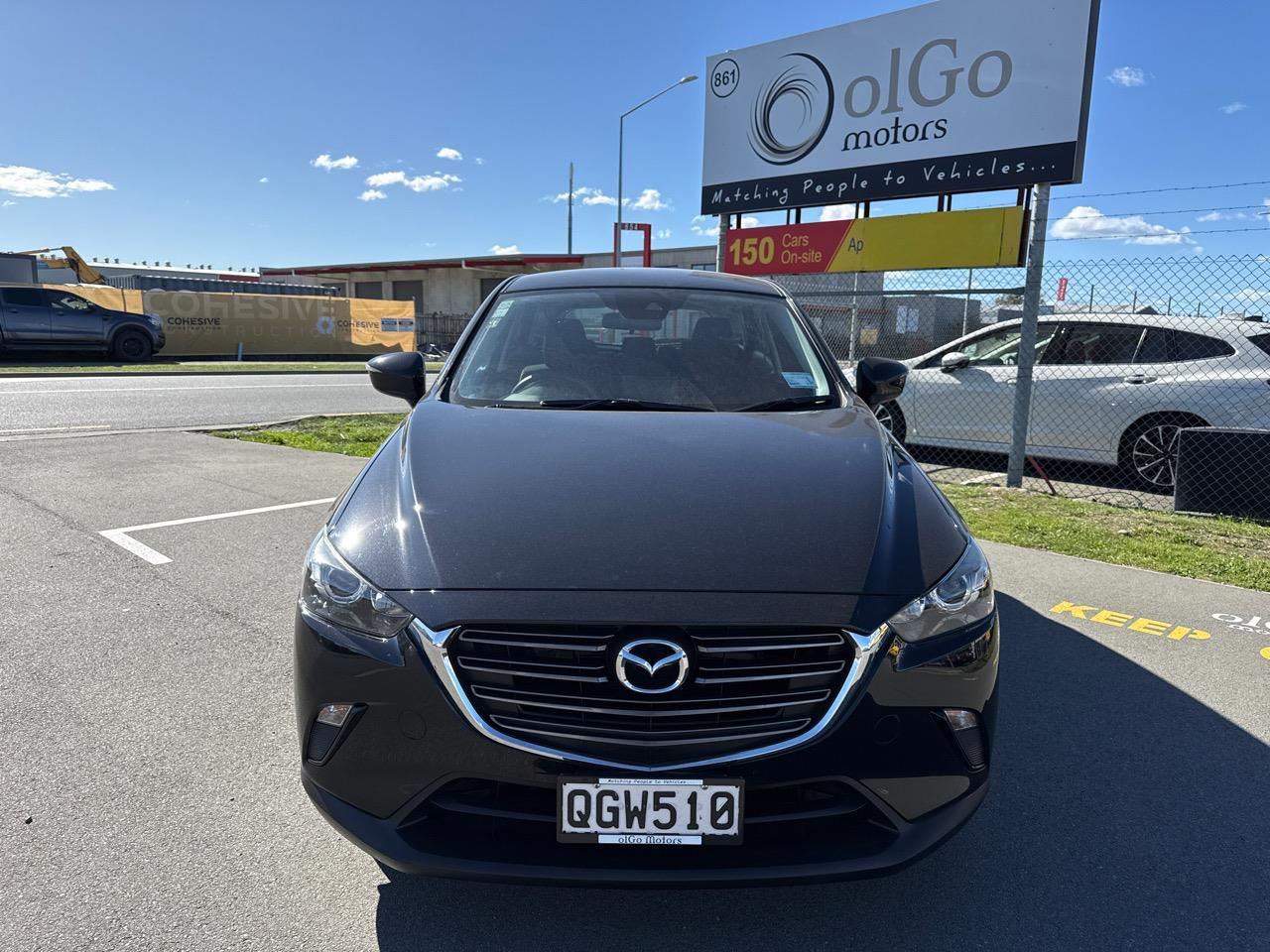 Vehicle image 3