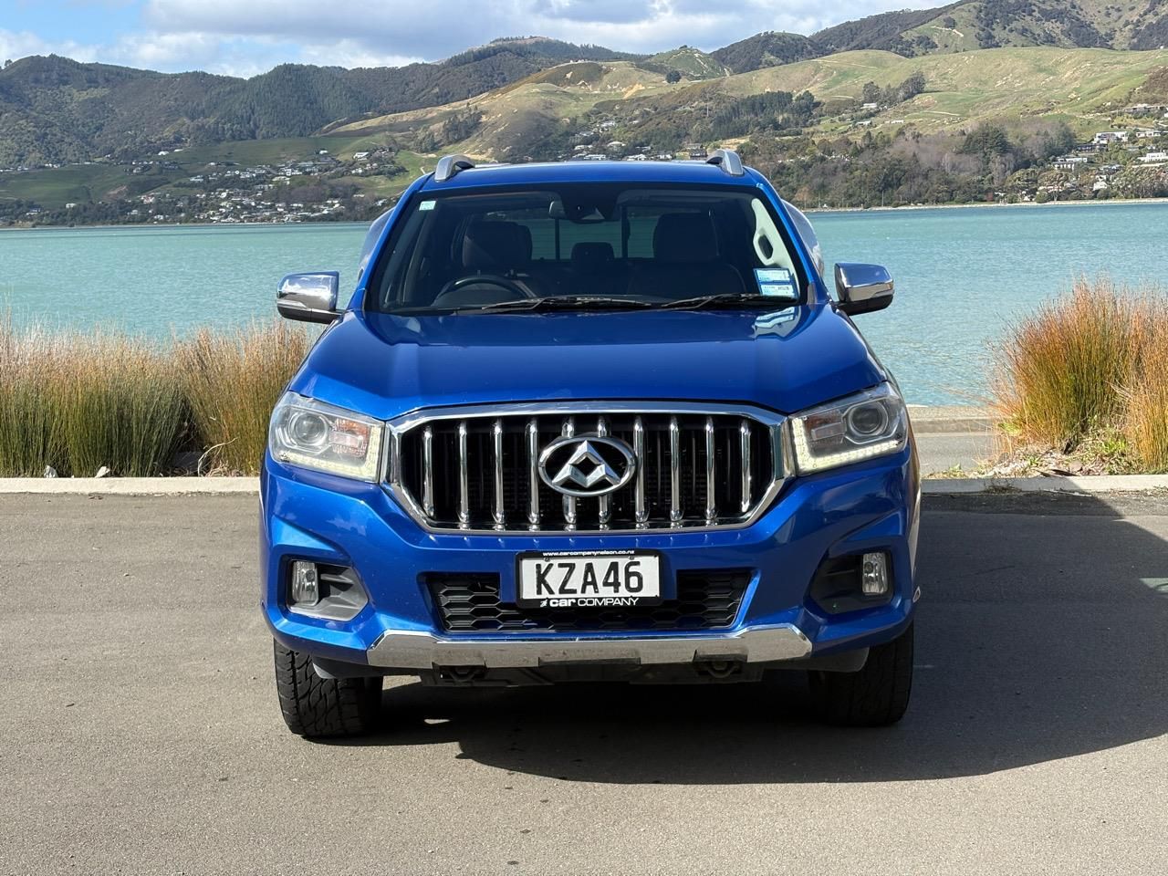 Vehicle image 3
