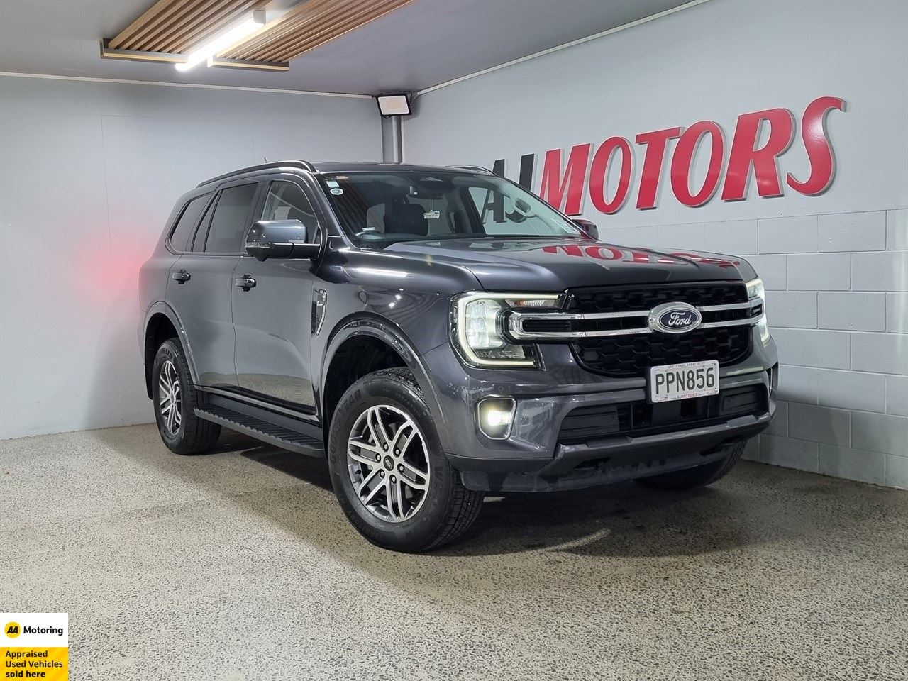 Vehicle image 1