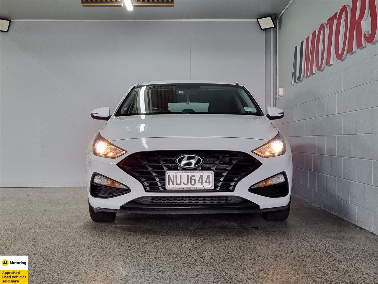 Vehicle image 2