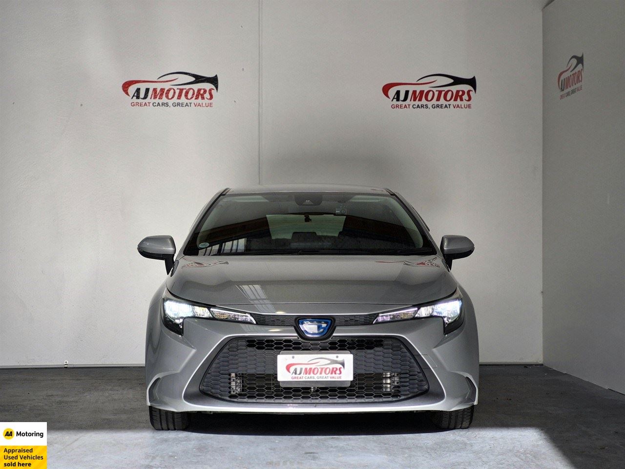 Vehicle image 2