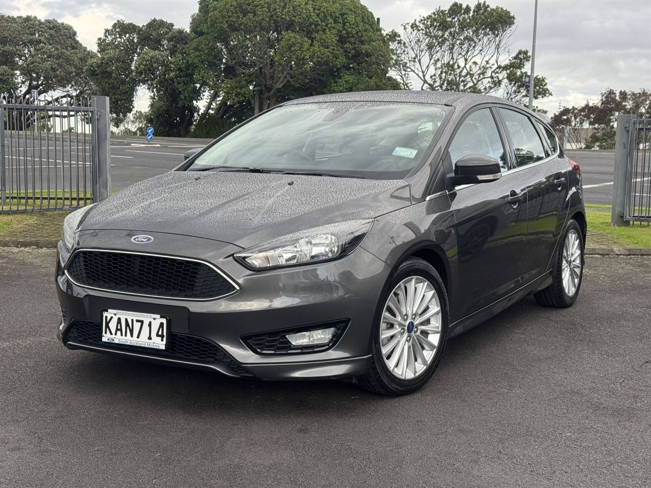Vehicle image 1
