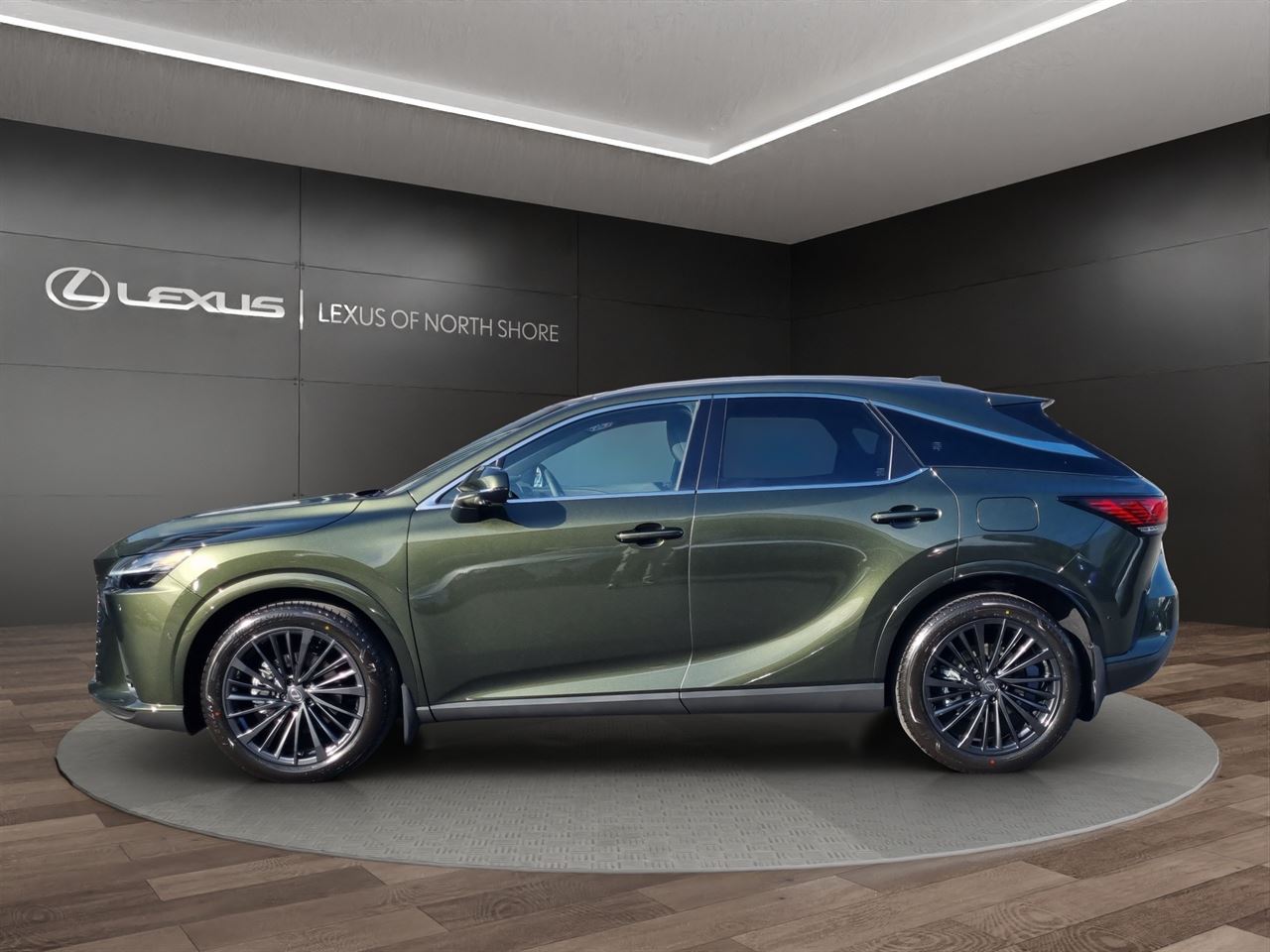 Vehicle image 4