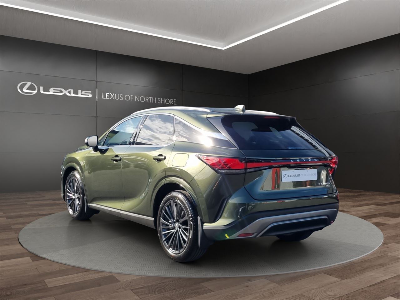 Vehicle image 5