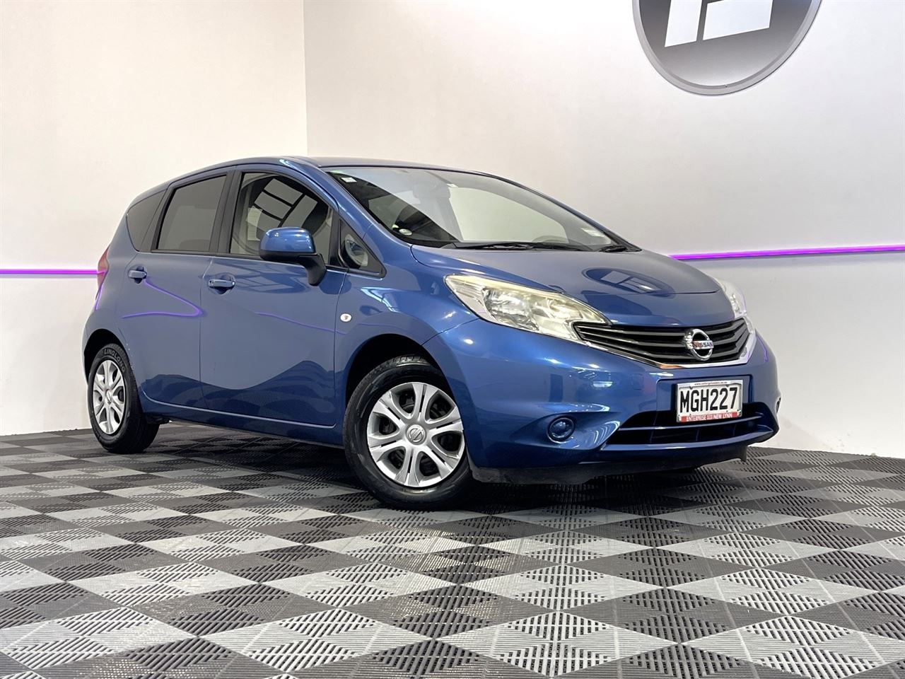Vehicle image 1