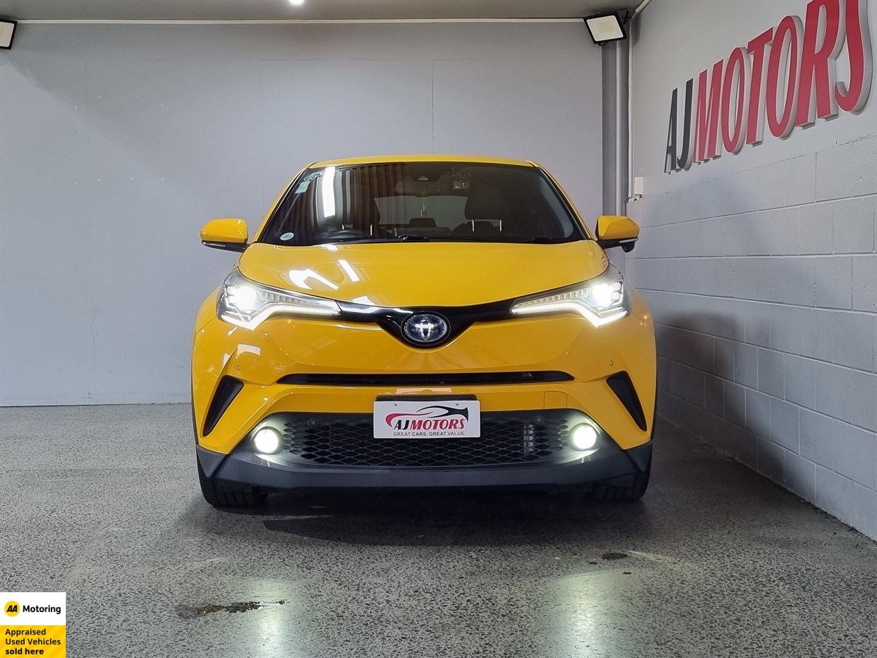 Vehicle image 2