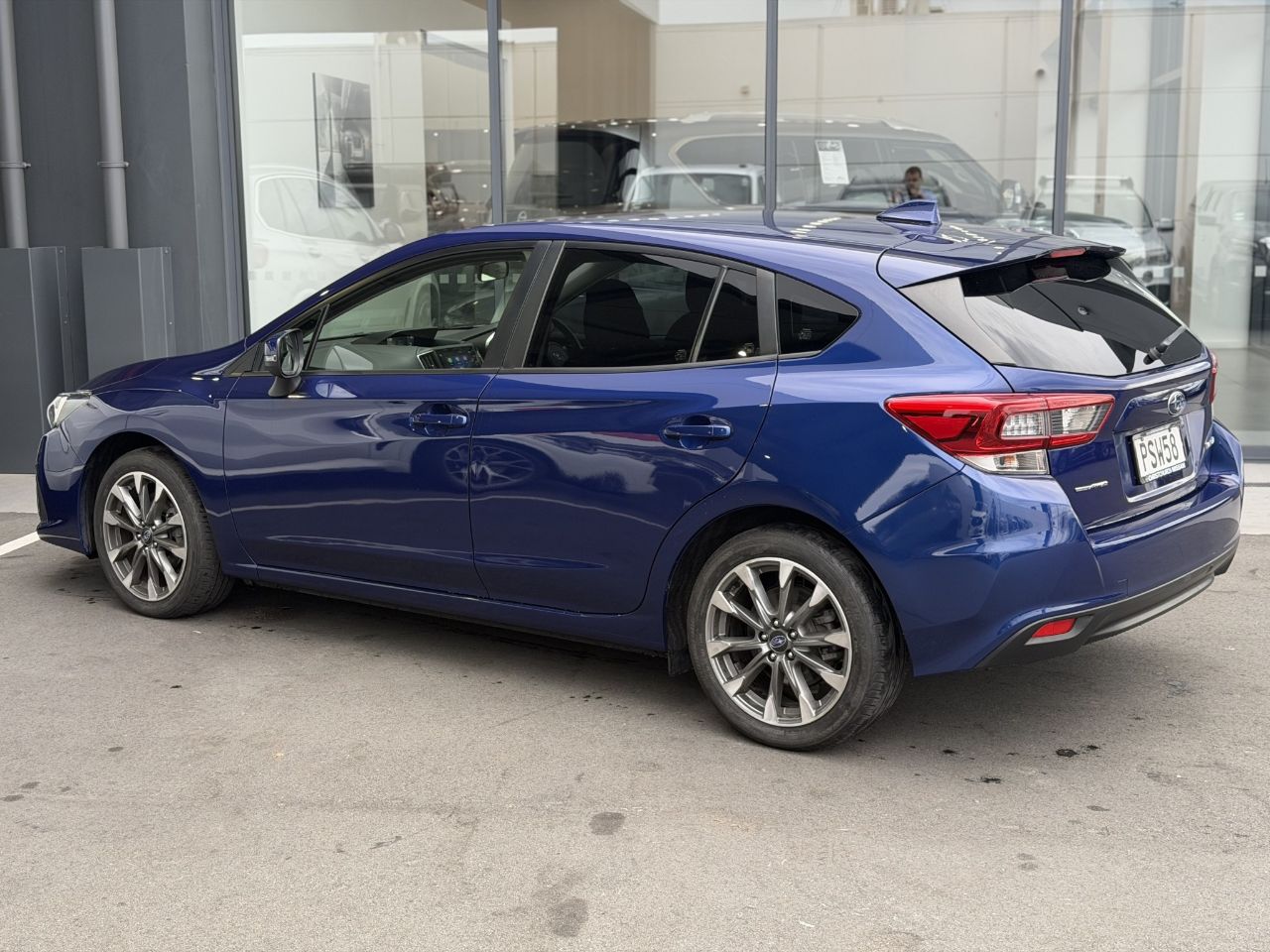 Vehicle image 4