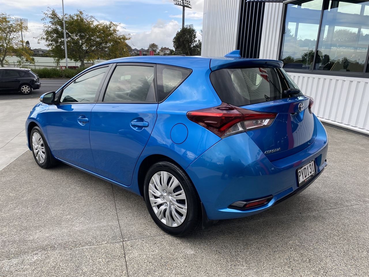 Vehicle image 3