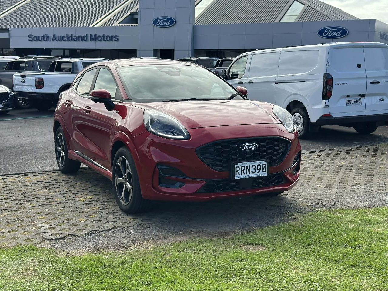 Vehicle image 1