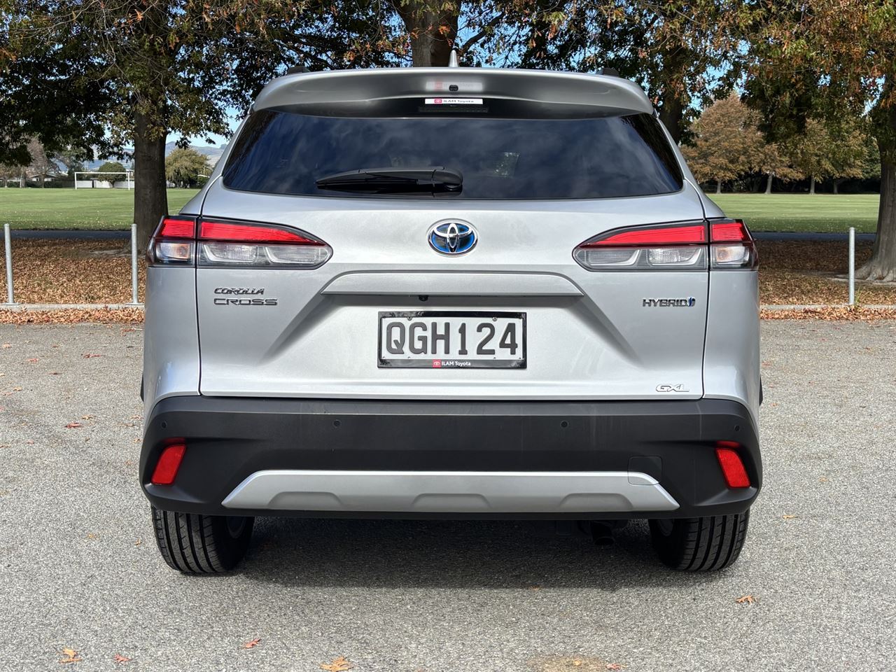 Vehicle image 4