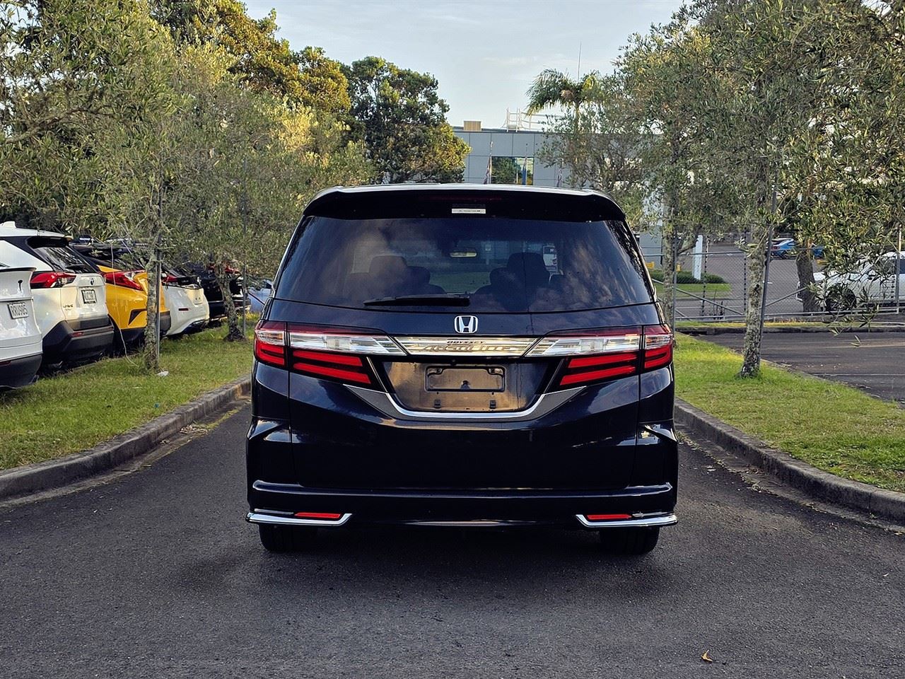 Vehicle image 5