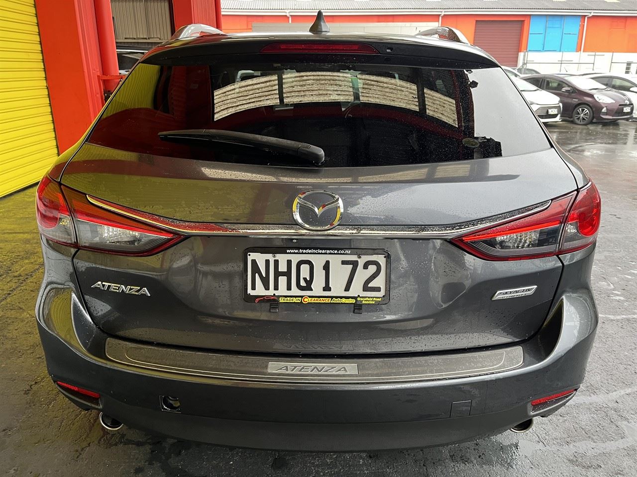 Vehicle image 5