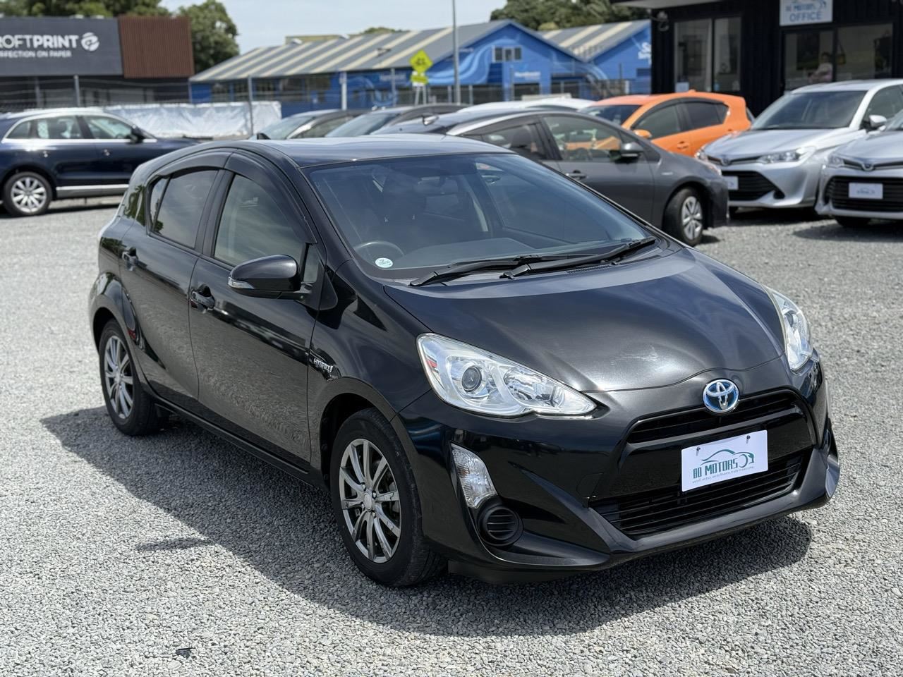 Vehicle image 3