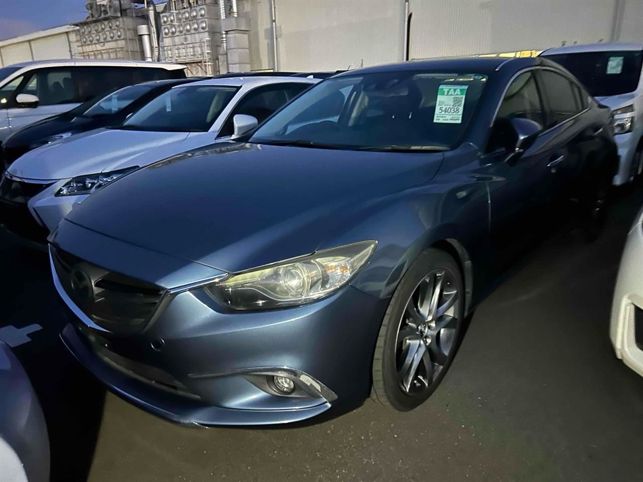 Vehicle image 5