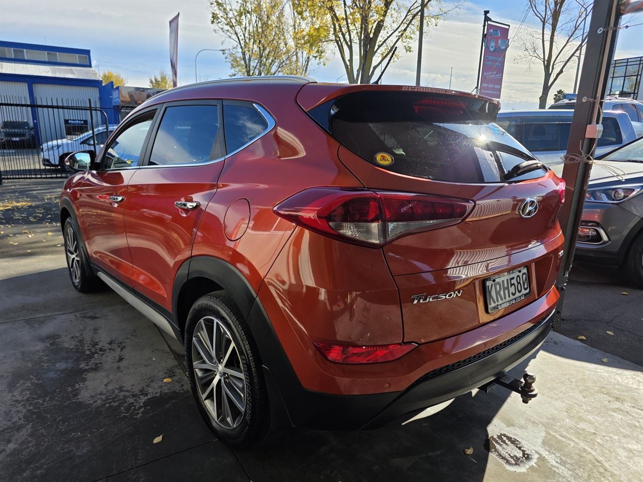 Vehicle image 5