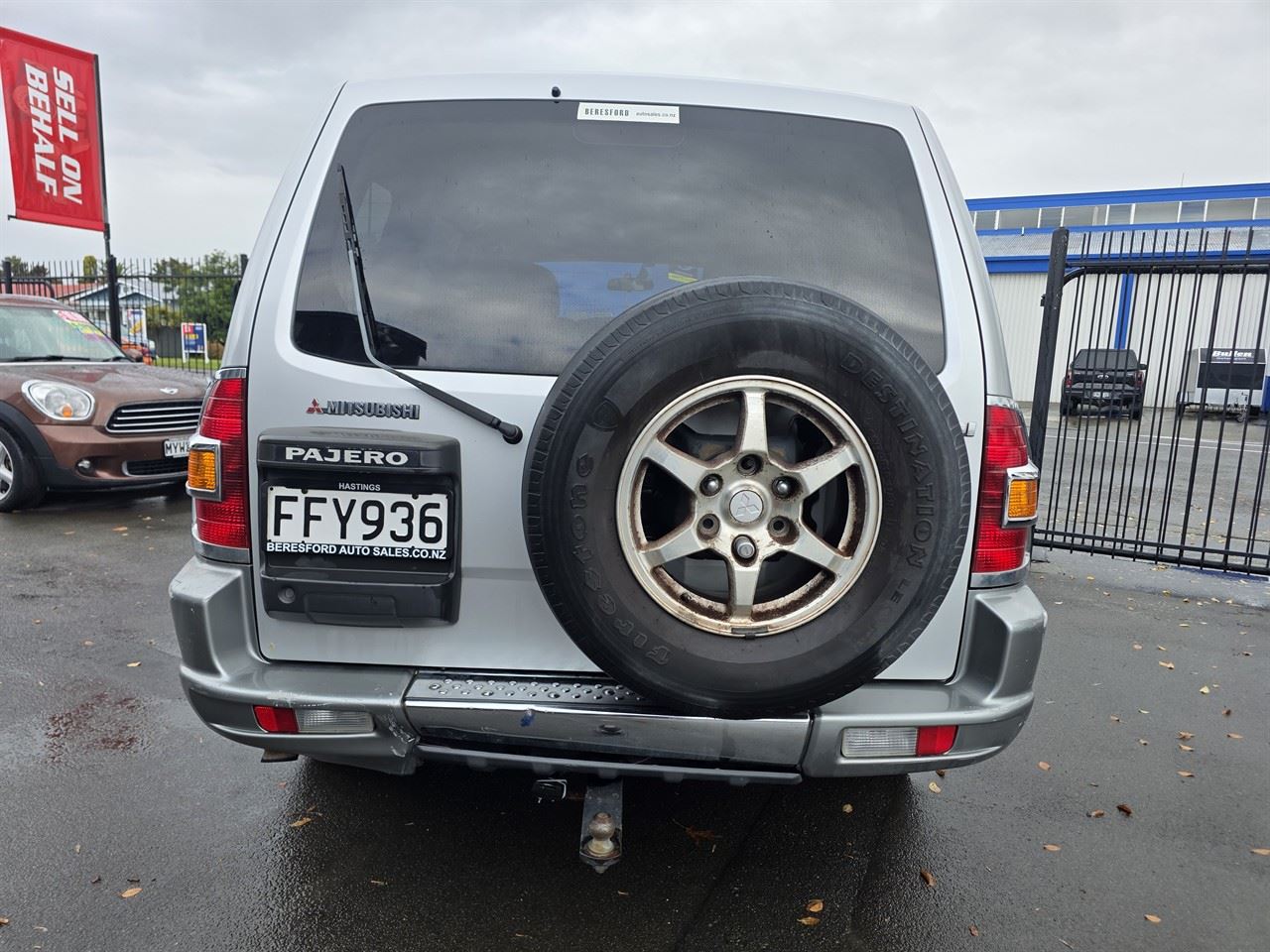 Vehicle image 5