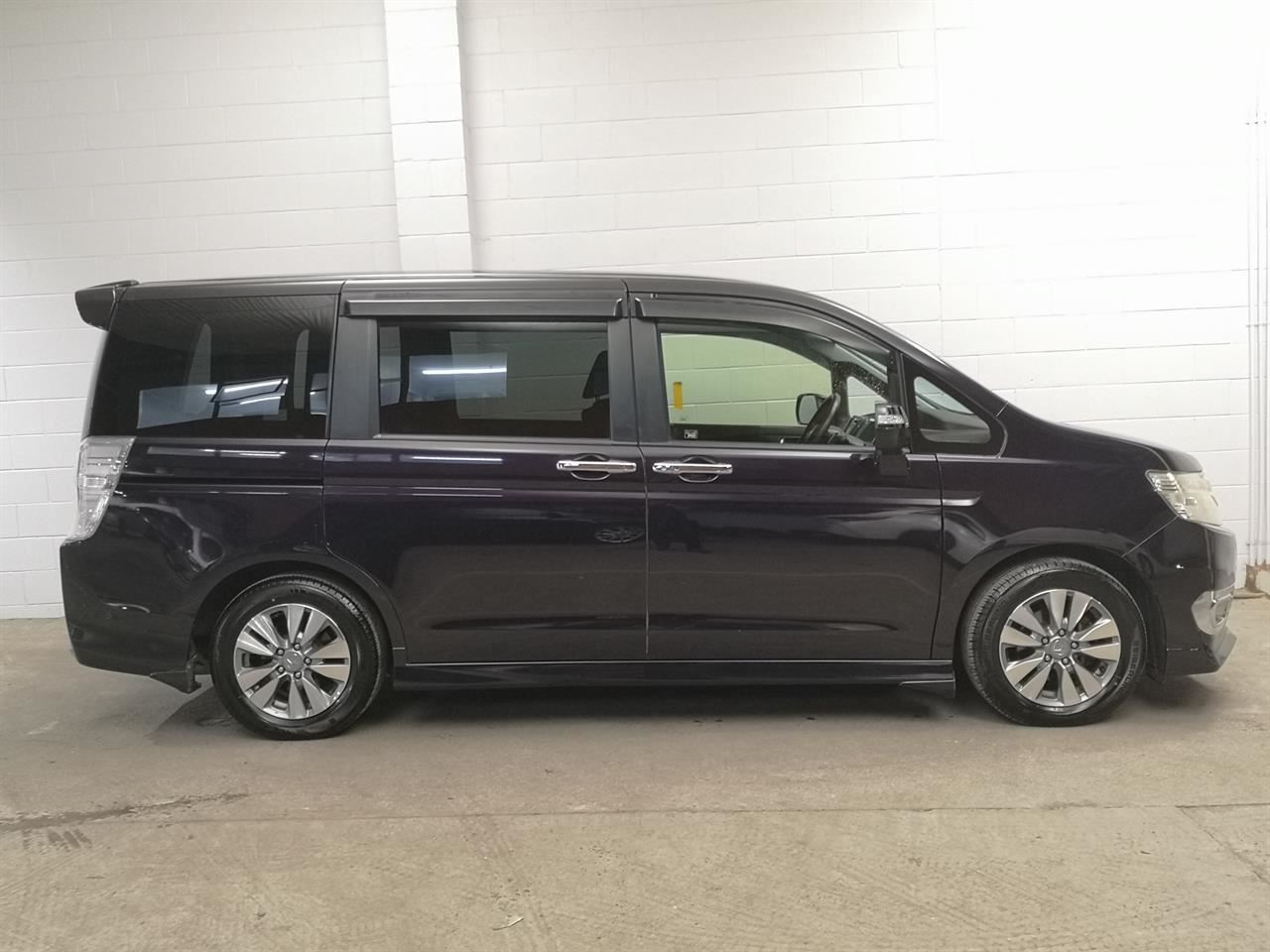 Vehicle image 3