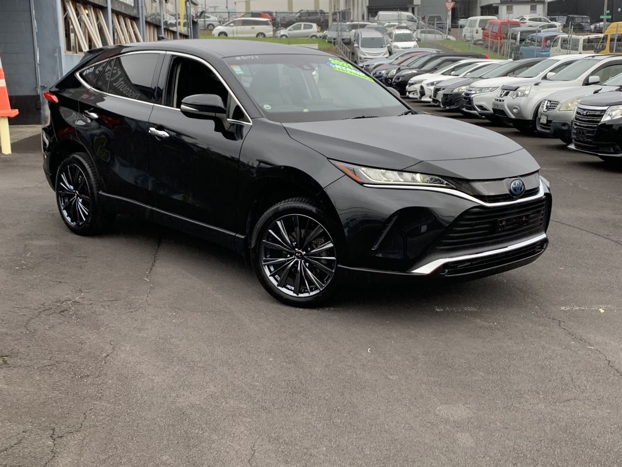 Vehicle image 3