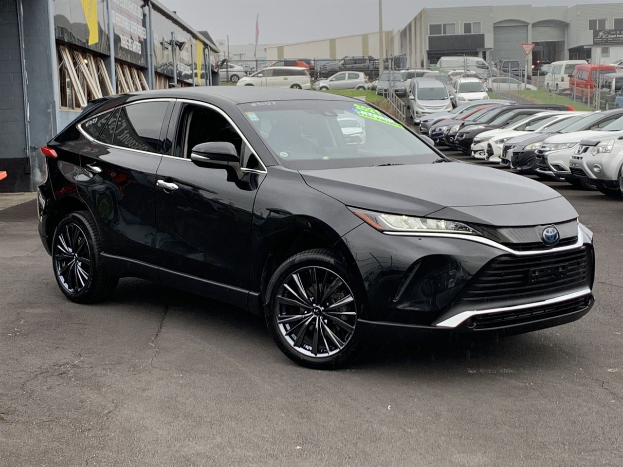 Vehicle image 5