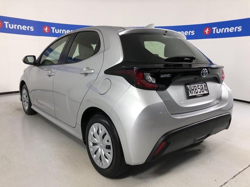 Vehicle image 5