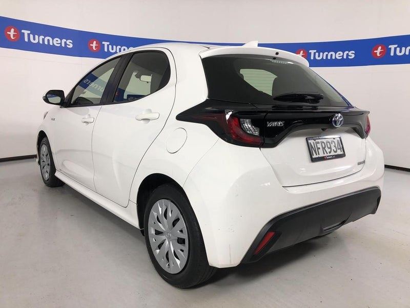 Vehicle image 5